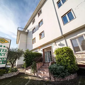 https://hotel-mary-vicenza.hotelinveneto.com