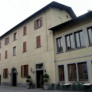 https://hotel-trieste-morbegno.it-lombardy.com
