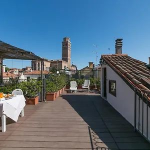 https://pantalon.hotelinveneto.com