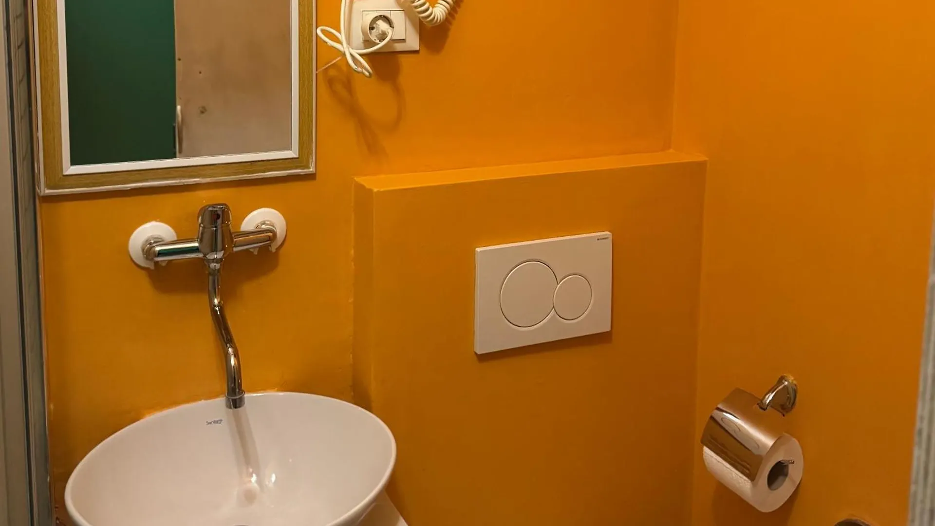 Guest House Bike & Relax Finale Ligure Italy